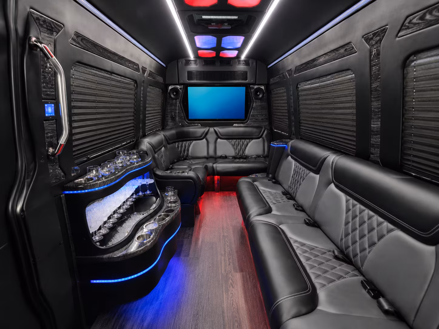 daily commuter shuttle buses from vancouver washington into portland