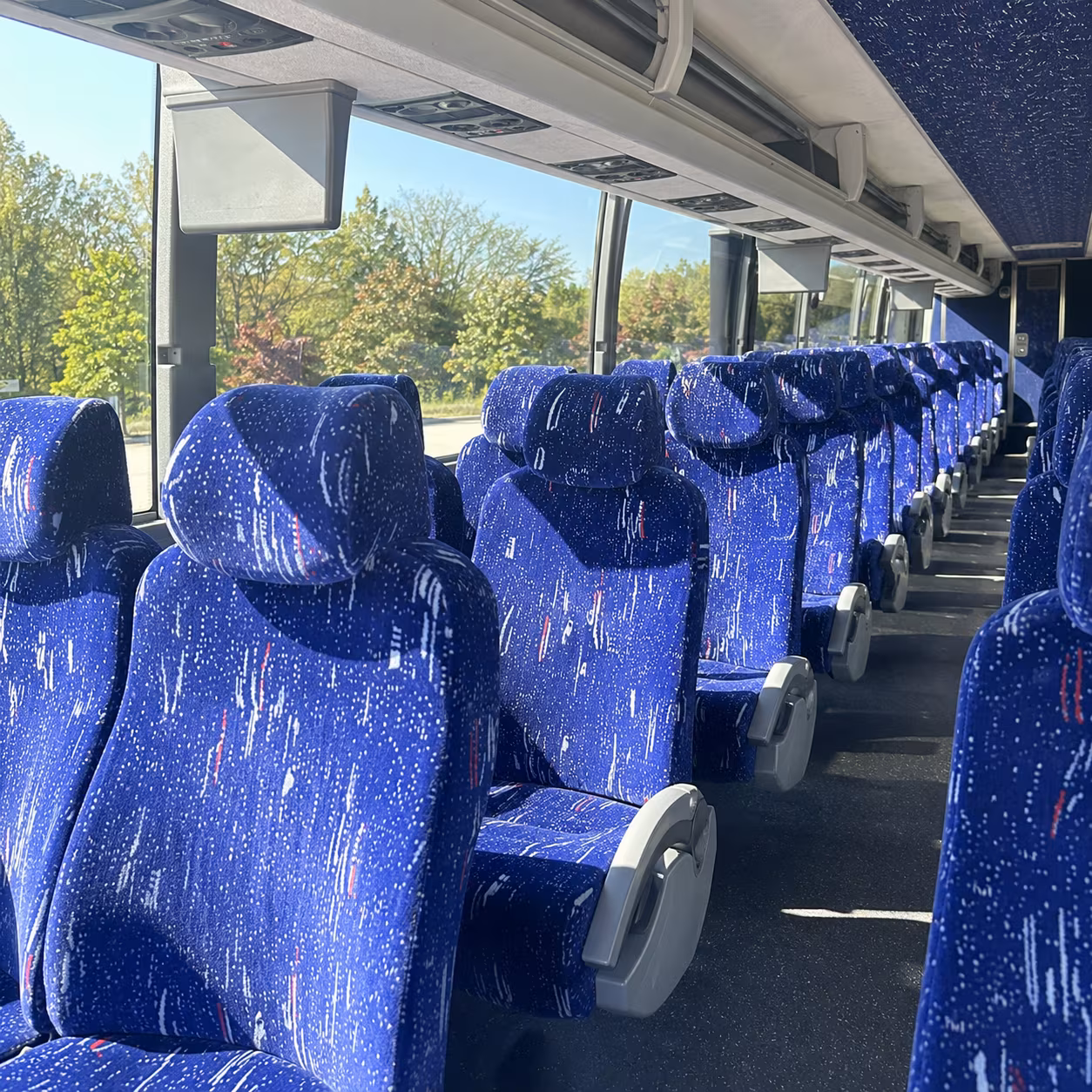 how distance and duration affect charter bus rates in portland