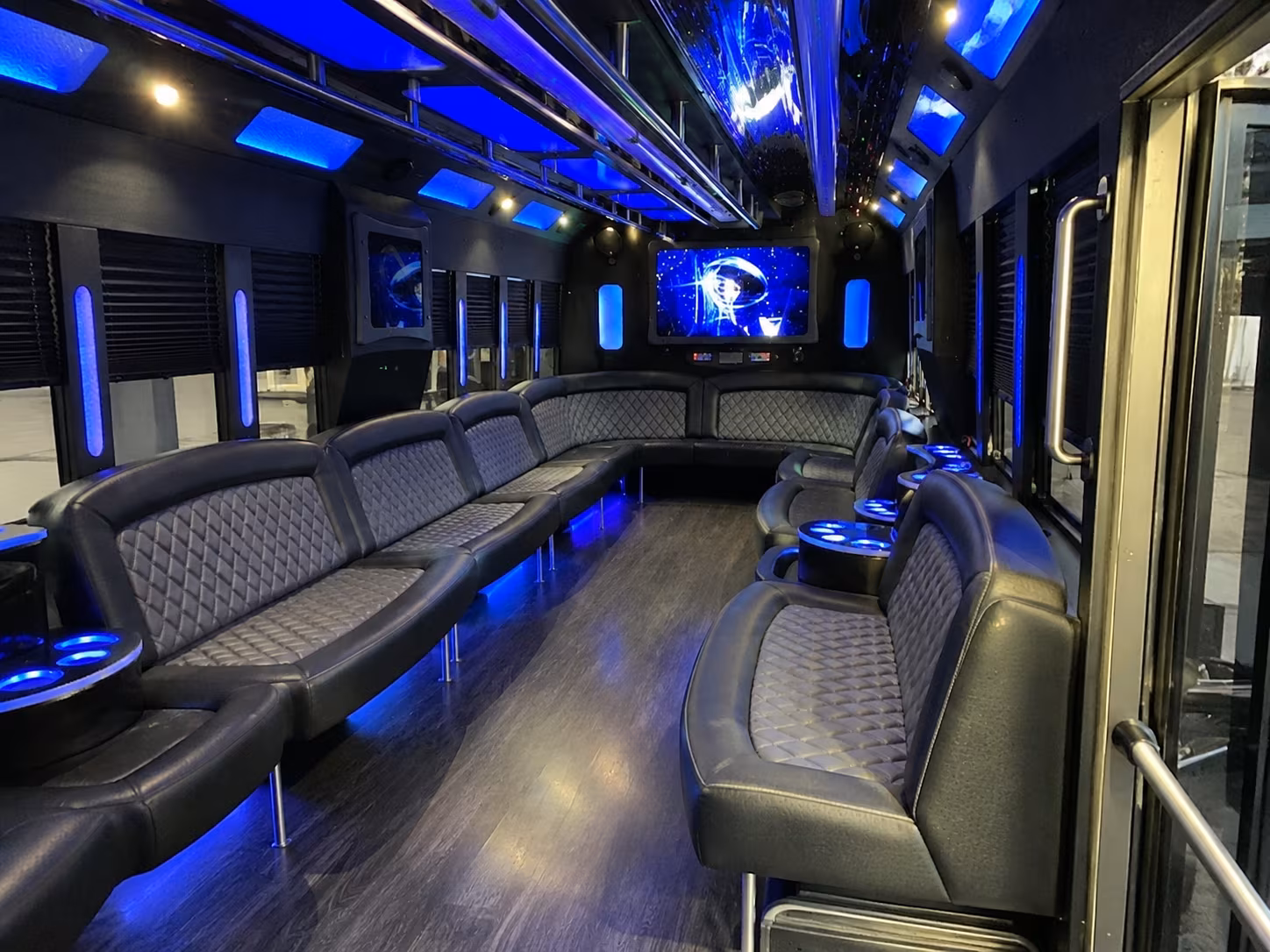 portland 28 passenger party bus interior