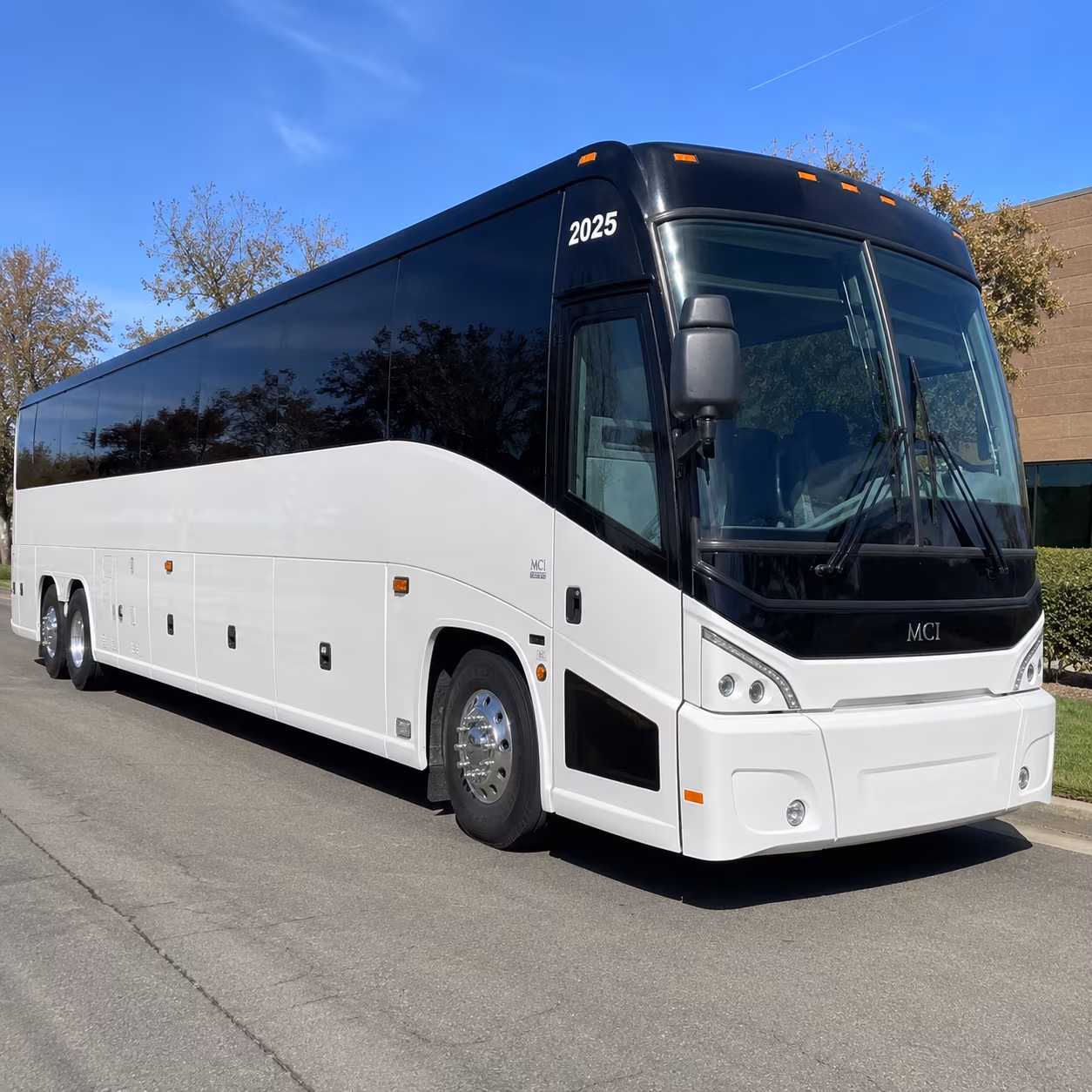 smooth festival and concert buses for portland s biggest events